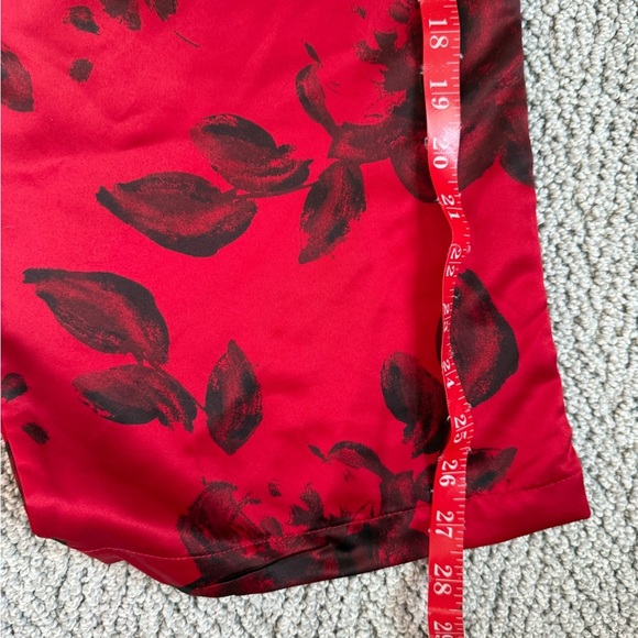 NWT Natori Pajama Pants Silky Red Black Floral Size Small - Picture 3 of 6